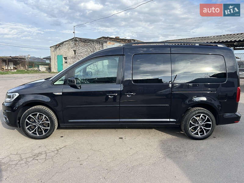Мінівен Volkswagen Caddy 2016 в Нововолинську