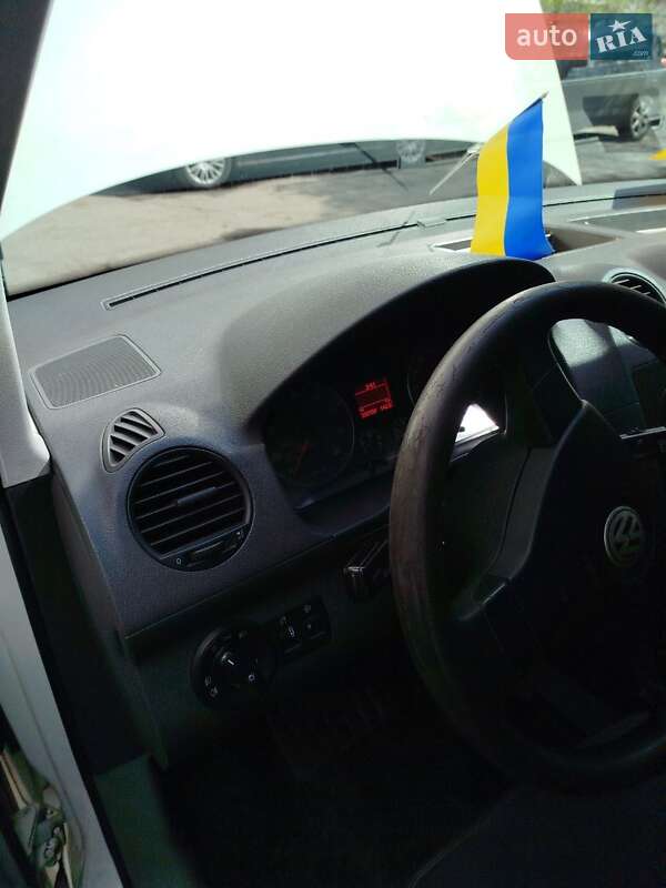 Минивэн Volkswagen Caddy 2007 в Кременчуге