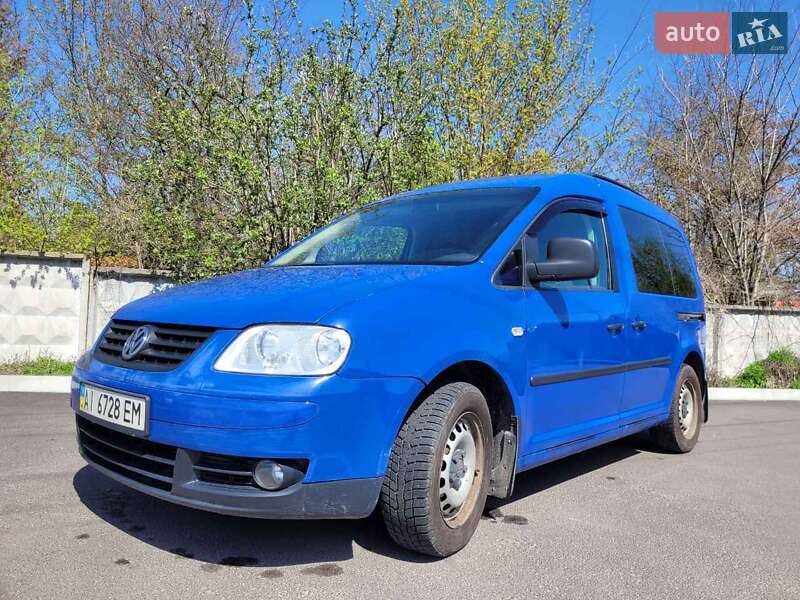 Минивэн Volkswagen Caddy 2010 в Киеве