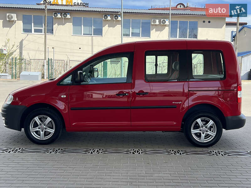 Минивэн Volkswagen Caddy 2010 в Житомире