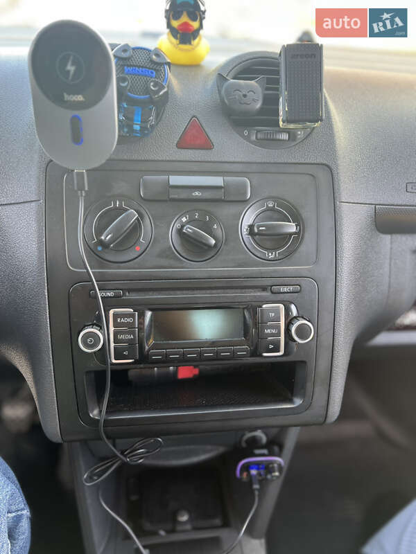 Минивэн Volkswagen Caddy 2012 в Львове