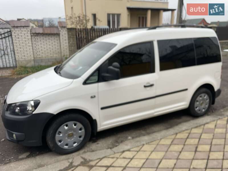 Минивэн Volkswagen Caddy 2014 в Хмельницком
