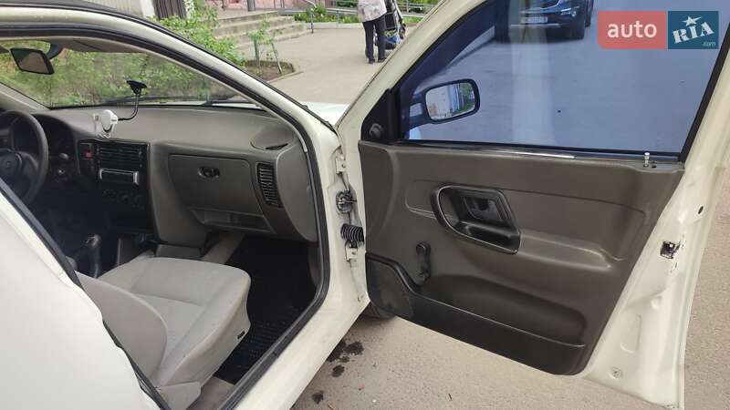 Минивэн Volkswagen Caddy 1999 в Львове