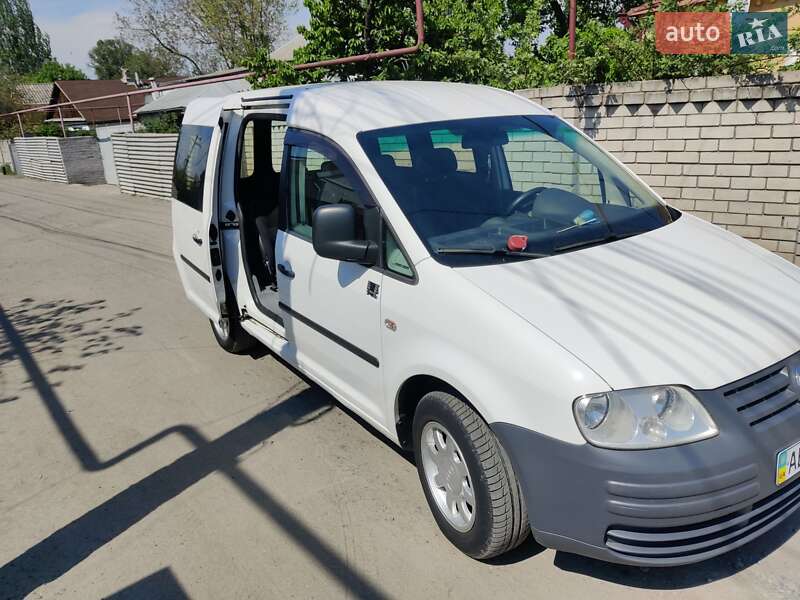 Volkswagen Caddy 2010