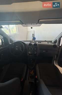 Мінівен Volkswagen Caddy 2011 в 