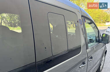 Мінівен Volkswagen Caddy 2013 в 