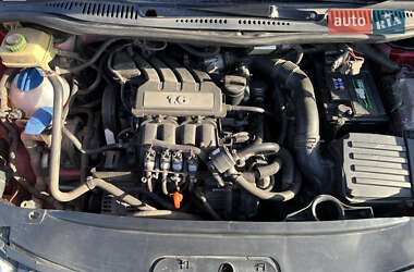 Минивэн Volkswagen Caddy 2008 в 