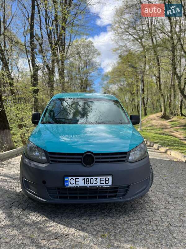 Грузовой фургон Volkswagen Caddy 2012 в Черновцах
