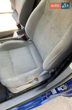 Вантажний фургон Volkswagen Caddy 2008 в 