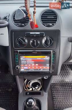 Минивэн Volkswagen Caddy 2009 в 