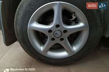 Минивэн Volkswagen Caddy 2010 в Черновцах