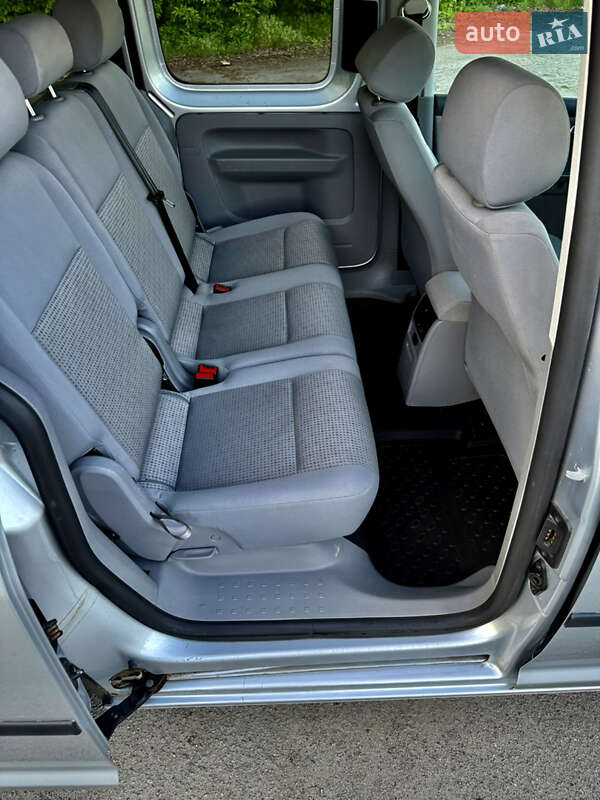 Минивэн Volkswagen Caddy 2009 в Шепетовке