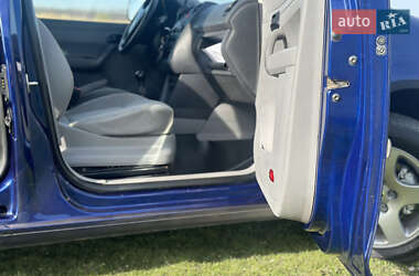 Минивэн Volkswagen Caddy 2009 в 