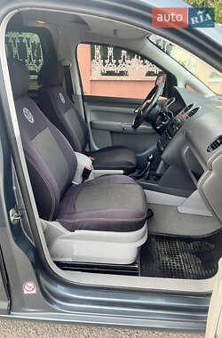Мінівен Volkswagen Caddy 2004 в 