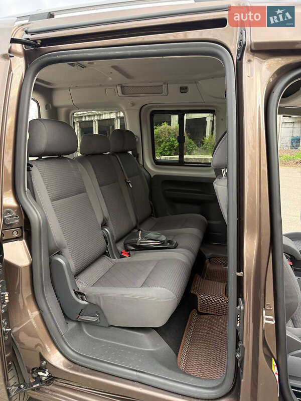 Минивэн Volkswagen Caddy 2011 в Лубнах