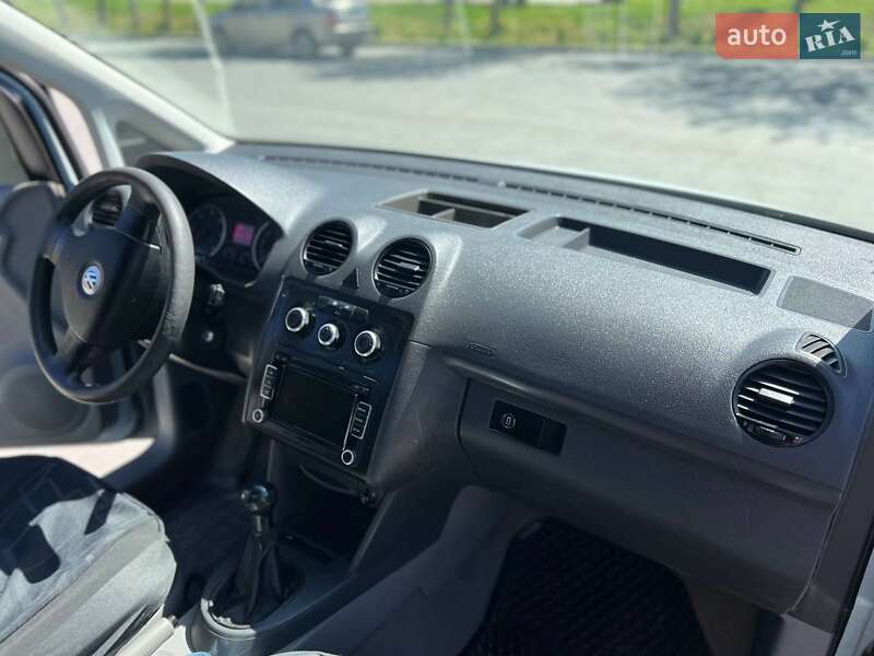 Минивэн Volkswagen Caddy 2006 в Яворове