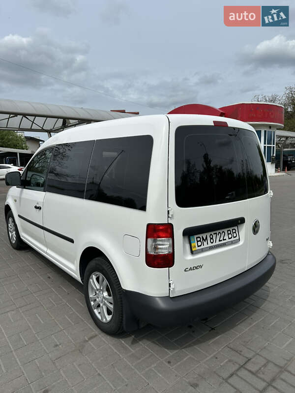 Минивэн Volkswagen Caddy 2014 в Киеве