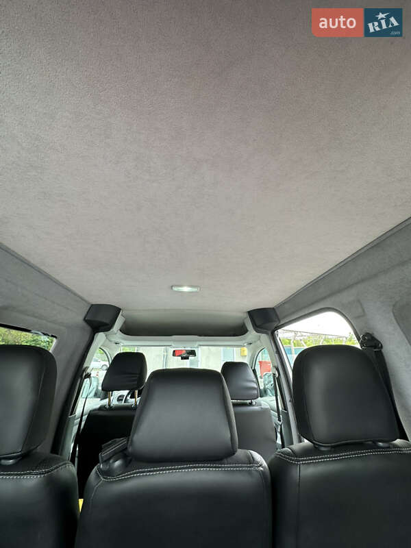 Минивэн Volkswagen Caddy 2014 в Киеве