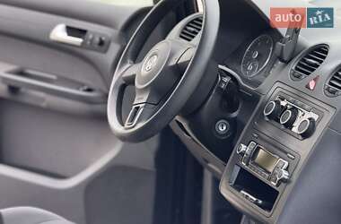 Минивэн Volkswagen Caddy 2010 в 