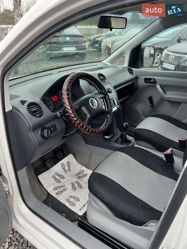 Мінівен Volkswagen Caddy 2005 в Смілі