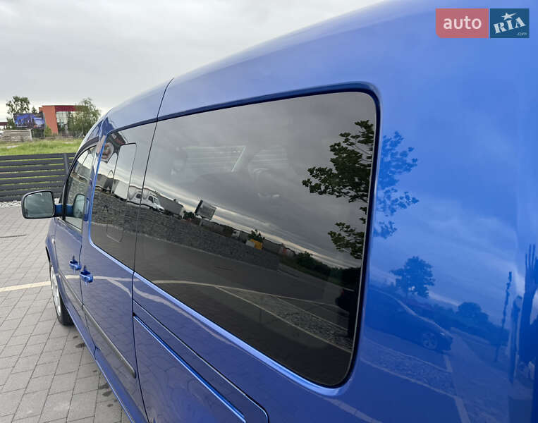 Мінівен Volkswagen Caddy 2010 в Мукачевому