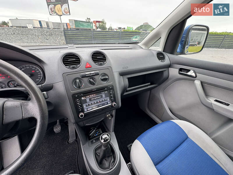 Мінівен Volkswagen Caddy 2010 в Мукачевому