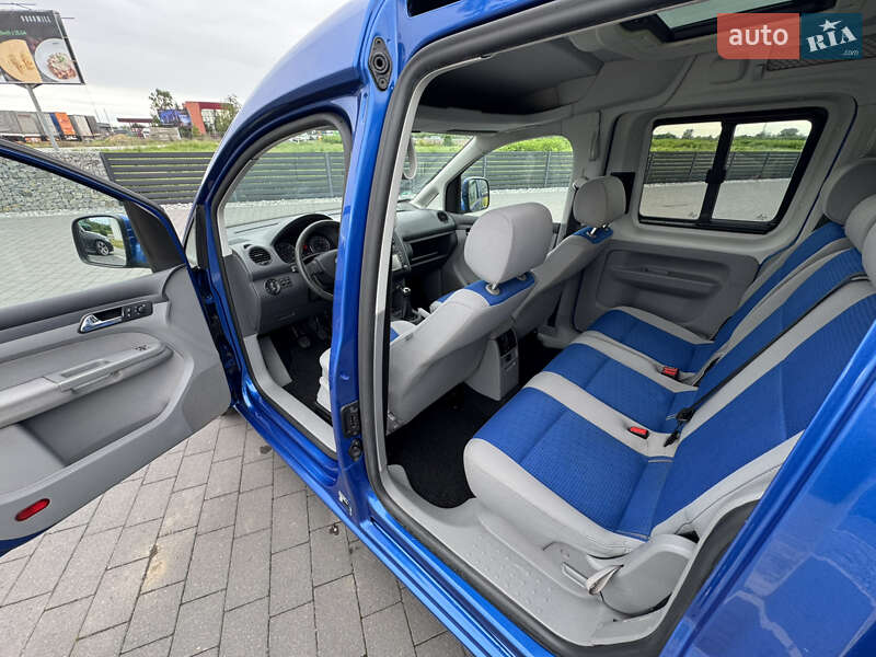 Мінівен Volkswagen Caddy 2010 в Мукачевому