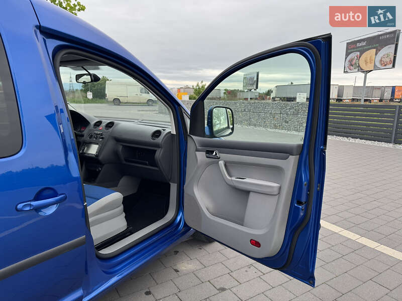 Мінівен Volkswagen Caddy 2010 в Мукачевому