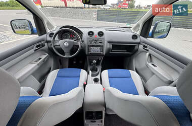 Мінівен Volkswagen Caddy 2010 в 