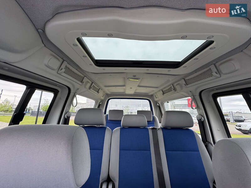 Мінівен Volkswagen Caddy 2010 в Мукачевому