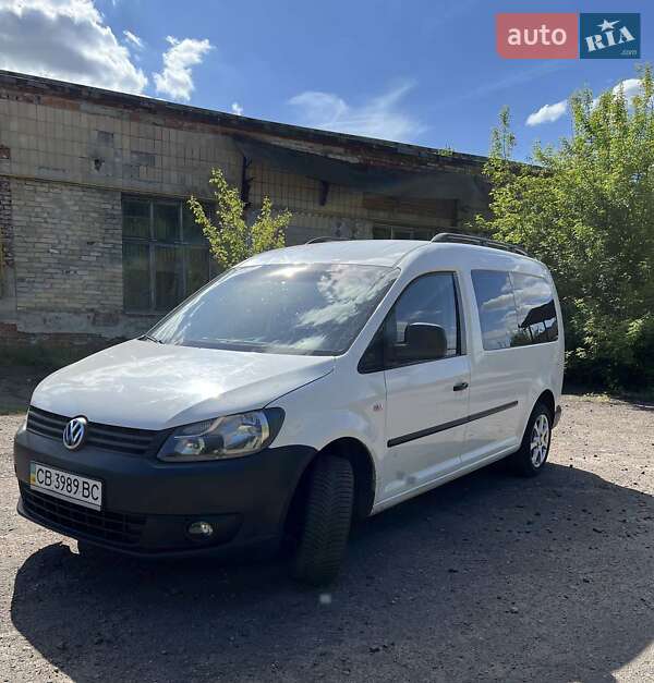 Минивэн Volkswagen Caddy 2011 в 