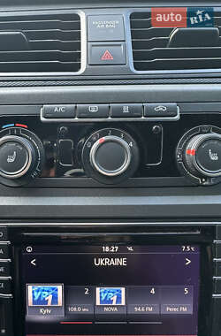 Минивэн Volkswagen Caddy 2016 в Киеве