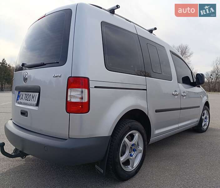 Мінівен Volkswagen Caddy 2009 в Києві
