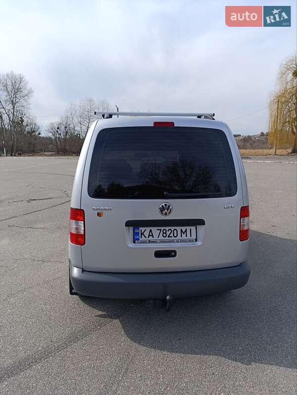 Мінівен Volkswagen Caddy 2009 в Києві