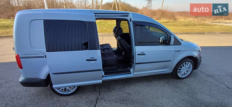 Минивэн Volkswagen Caddy 2015 в Староконстантинове