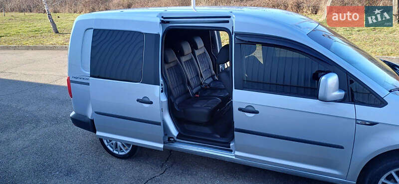 Минивэн Volkswagen Caddy 2015 в Староконстантинове