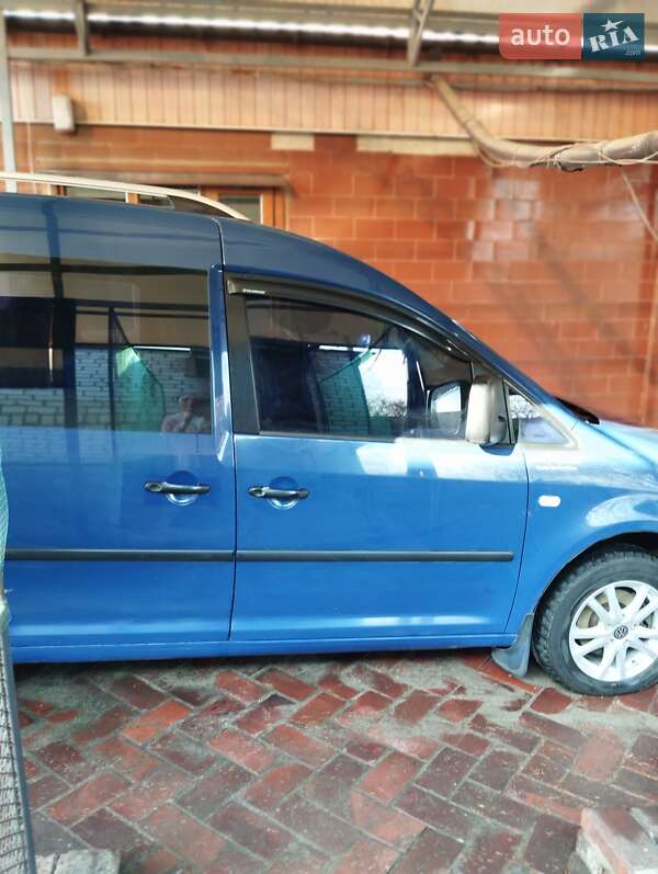 Мінівен Volkswagen Caddy 2008 в Краматорську