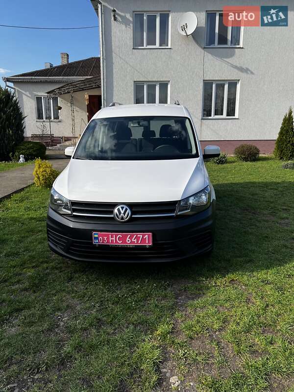Минивэн Volkswagen Caddy 2016 в Черновцах