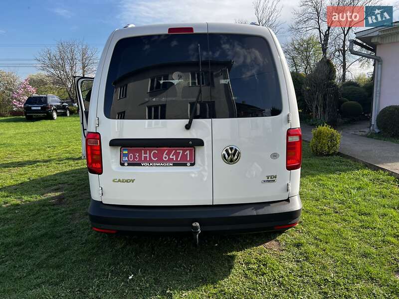 Минивэн Volkswagen Caddy 2016 в Черновцах