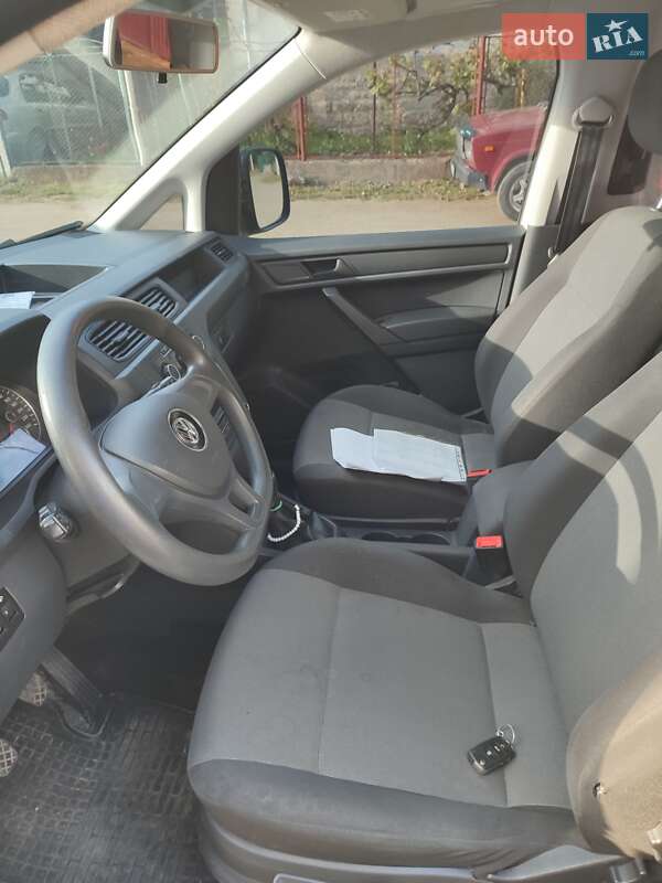Мінівен Volkswagen Caddy 2016 в Великому Березному