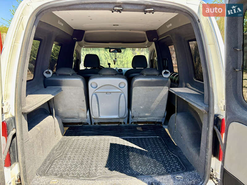 Мінівен Volkswagen Caddy 2004 в Одесі