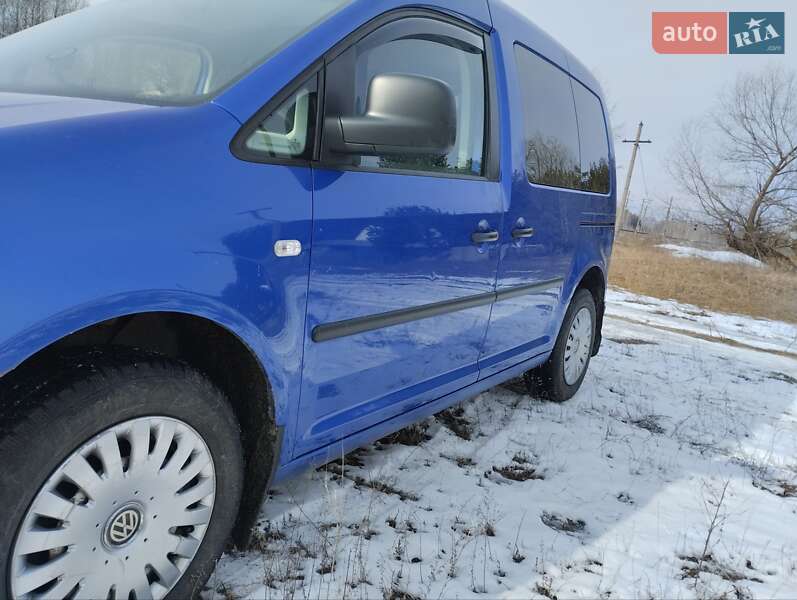 Минивэн Volkswagen Caddy 2005 в Чугуеве