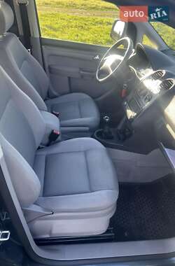 Мінівен Volkswagen Caddy 2005 в 