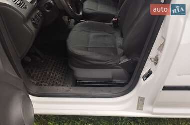 Минивэн Volkswagen Caddy 2012 в 