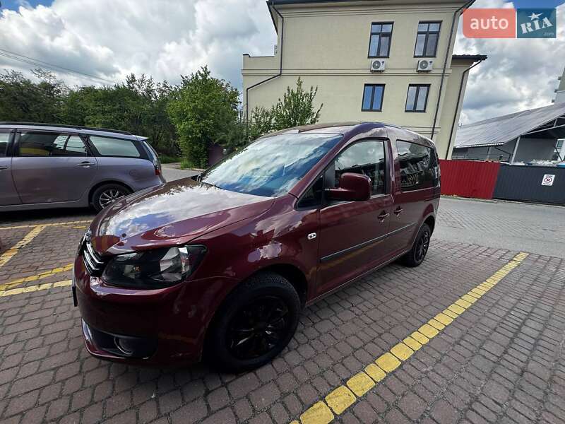 Минивэн Volkswagen Caddy 2010 в 