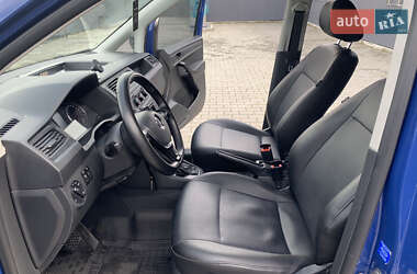 Вантажопасажирський фургон Volkswagen Caddy 2015 в 