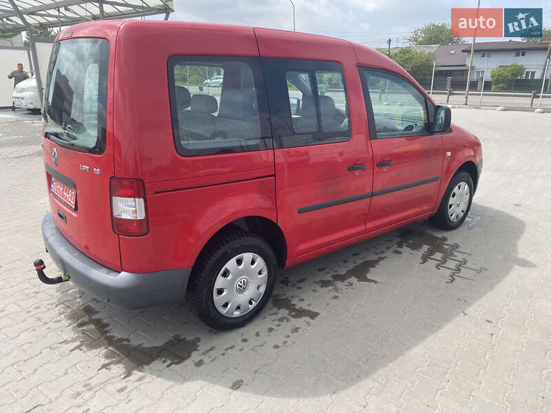 Минивэн Volkswagen Caddy 2009 в Нововолынске