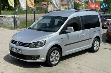 Минивэн Volkswagen Caddy 2015 в 