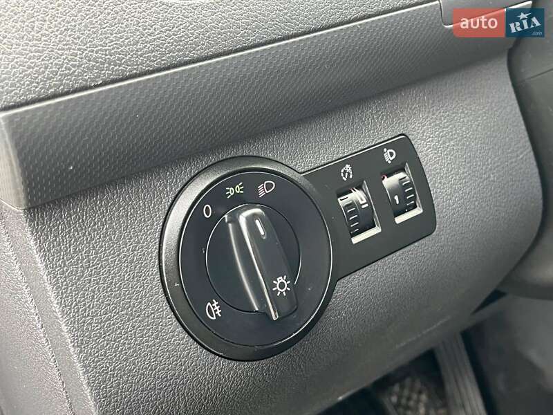 Мінівен Volkswagen Caddy 2015 в Львові