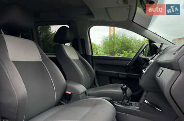 Мінівен Volkswagen Caddy 2010 в 